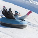 Тюбінг-гірку в парку «Перемога» вкривають штучним снігом
