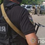 Мужчина в Полтаве взял в заложники полицейского и угрожал взорвать гранату. Что дальше? (обновлено)
