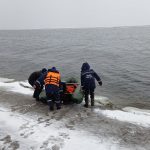 Рибалку з Полтавської області віднесло на крижині на Кіровоградщину