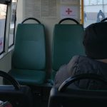 В транспорте Полтавы появились места с красным крестом