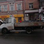 Біля центрального ринку Полтави горів автомобіль (оновлено)