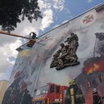 (Ua) У Полтаві завершили мурал на честь вогнеборців