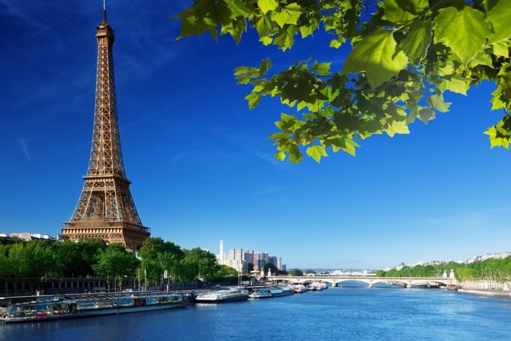 Які тури до Франції на вас чекають цього року?