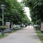 (Ua) На Каштановій алеї в Полтаві встановлять ще 75 інформаційних щитів