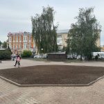 КП «Декоративні культури» висіяло в центрі Полтави міські луки
