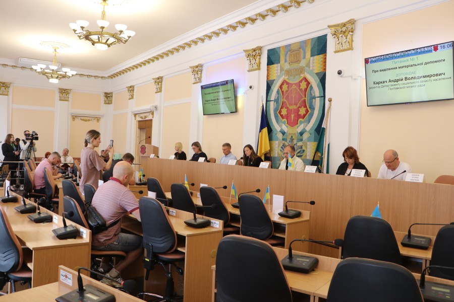 Родині хлопчика, який постраждав від падіння дерева в Полтаві, виділили матеріальну допомогу