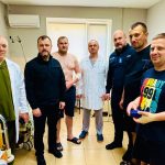 Міністр внутрішніх справ відзначив лікарів Полтавської громади нагородними годинниками